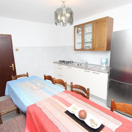 Apartments Natali Rovinj Oda fotoğraf